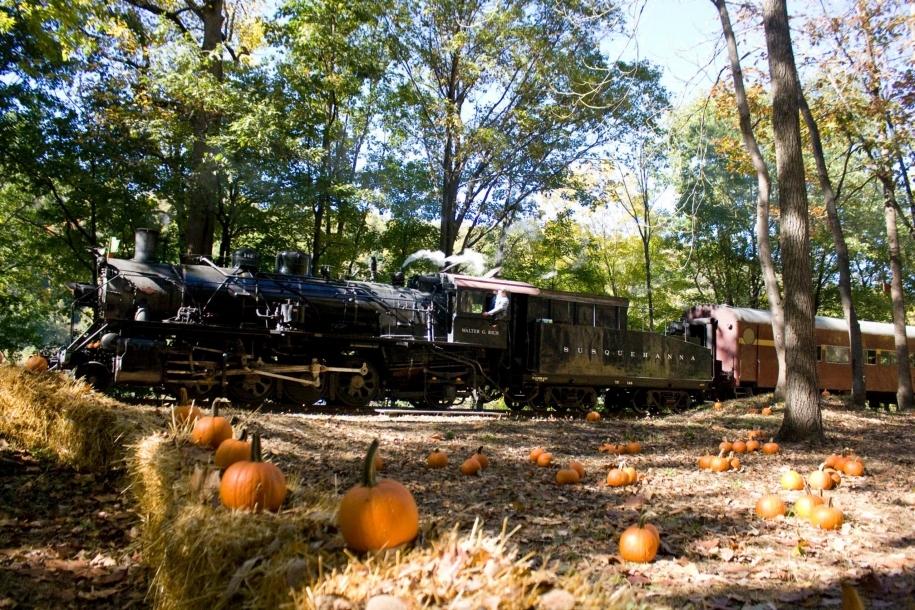 The Great Pumpkin Train operated by the Delaware River Railroad Excursions on the Bel-Del line.